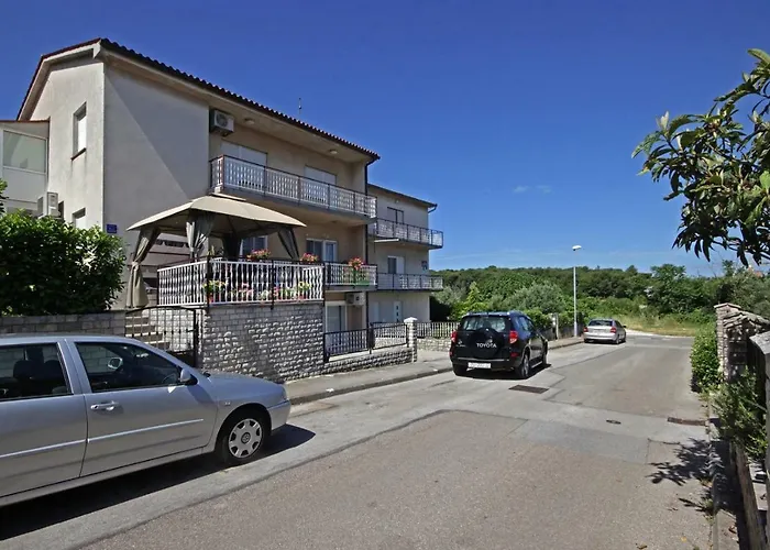 Alet Lejlighed Pula